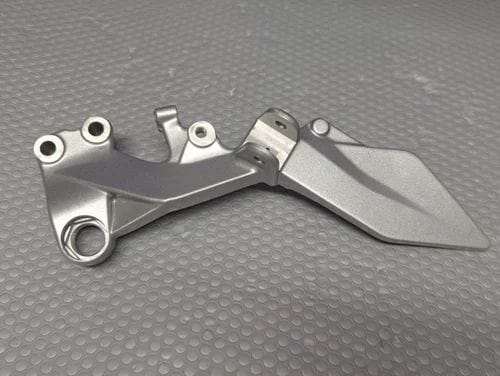 Front Footrest Bracket right Part no jg113024